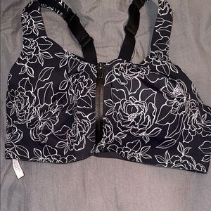 Women's Sports Bra